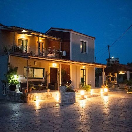 Villeta Nikol Lixouri Ngoại thất bức ảnh